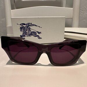 Burberry Sunglasses Black/ Dark Grey